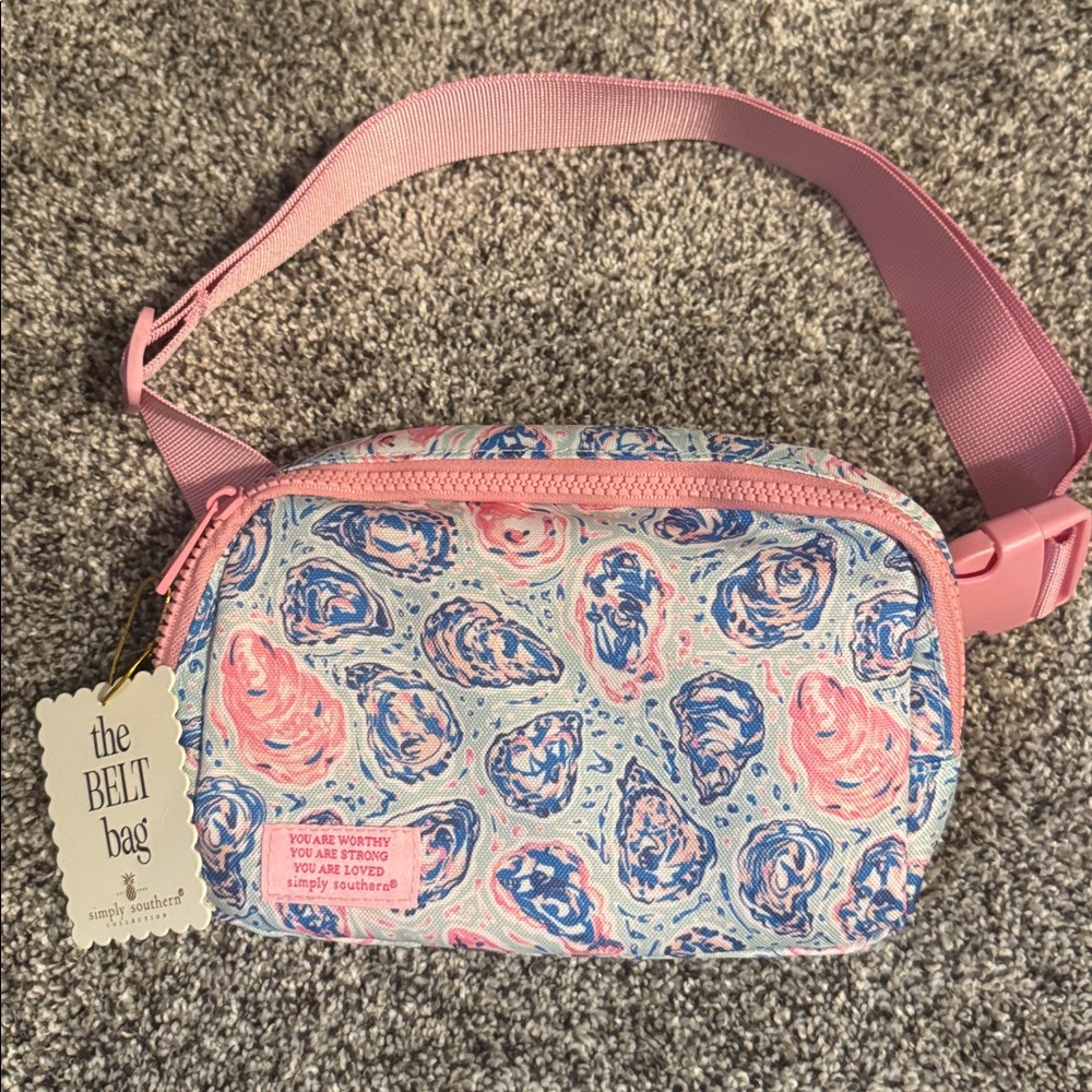 BNWT Simply Southern Belt Bag - Oyster Print - Picture 2 of 2